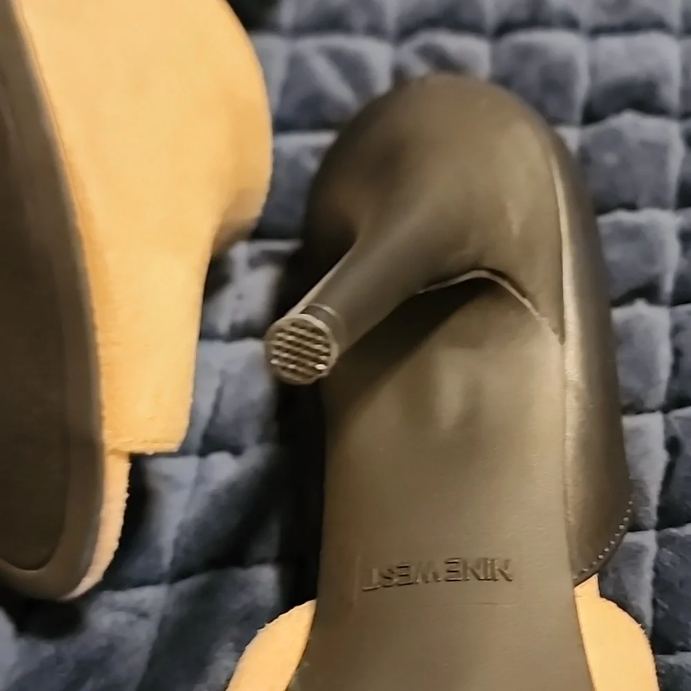 Open Toe Sandal - Picture 5 of 8